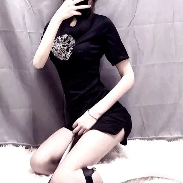 魔鬼尤物 在线观看封面